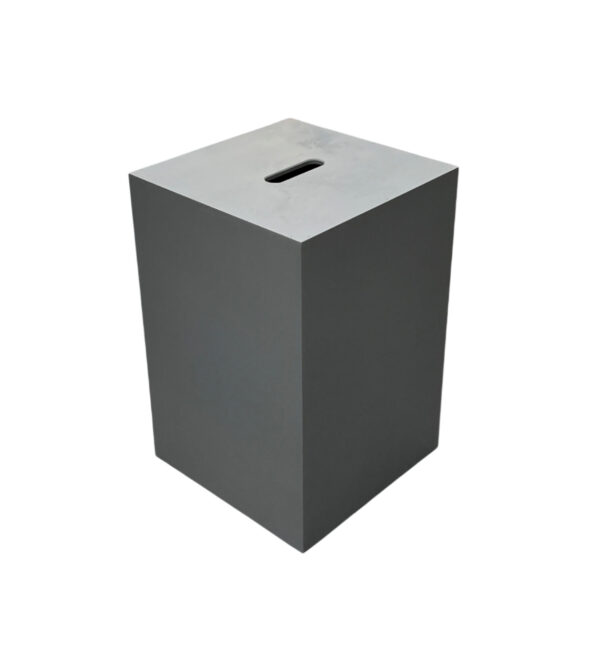 Тумба художника